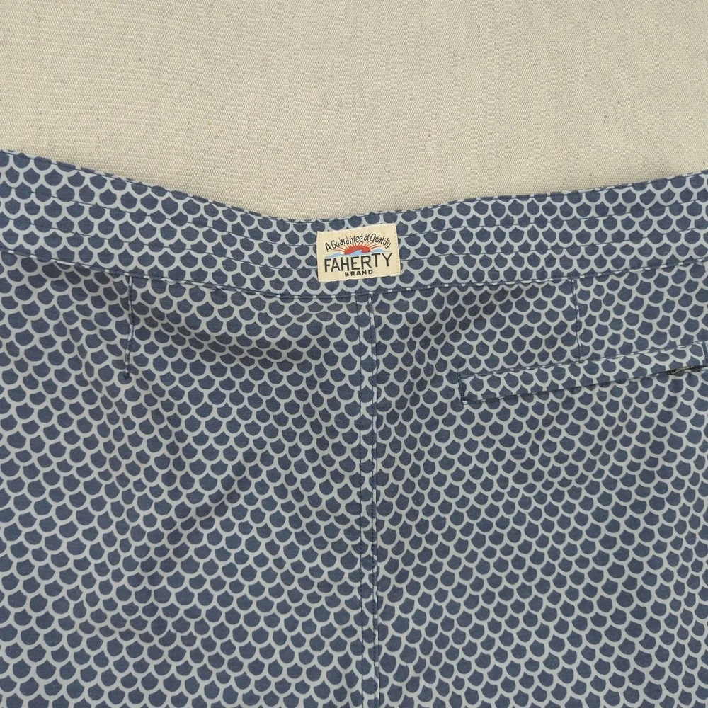 Faherty Shorts Mens 32 Blue Hybrid Drawstring Swimming Casual